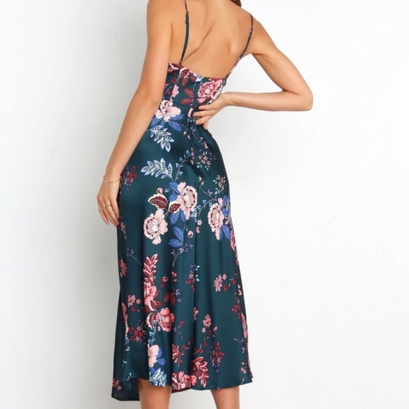 Petal & Pup Doriah Dress-Emerald - Picture 4 of 5